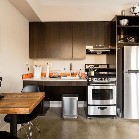 Bright Studio Apartment - Food Carts & Local Shops Portland Exterior photo